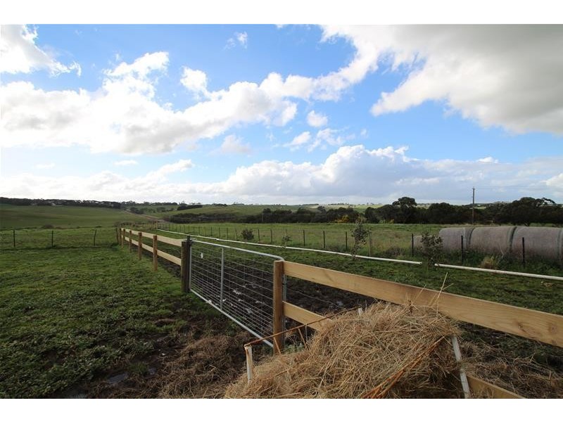 12 Crothers Lane, Grassmere VIC 3281