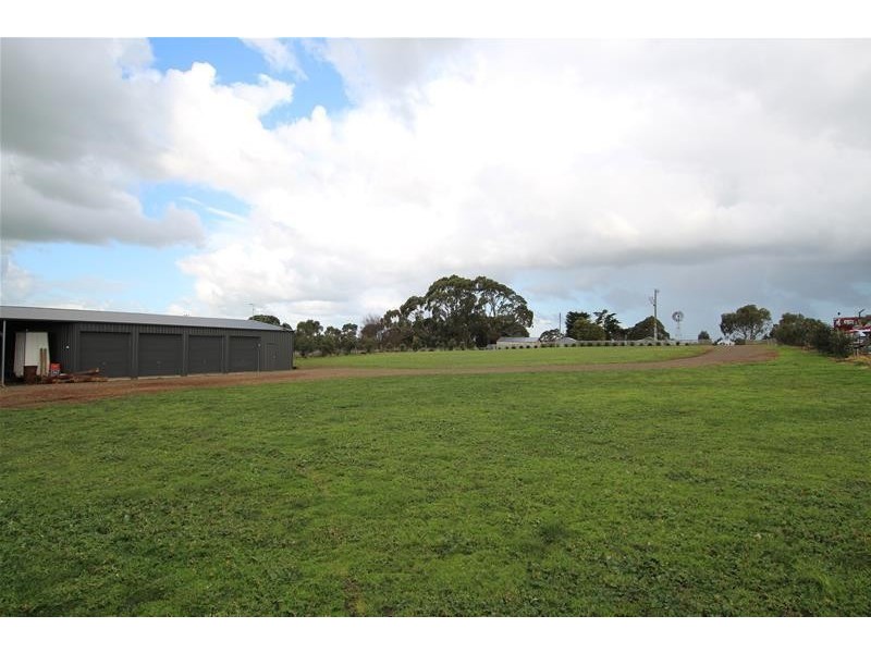 12 Crothers Lane, Grassmere VIC 3281