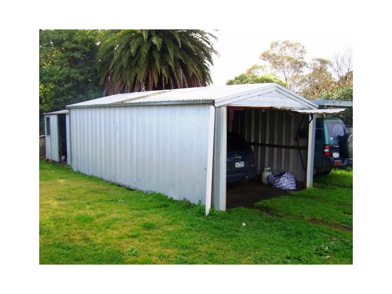 64 Kerr Street, Mortlake VIC 3272