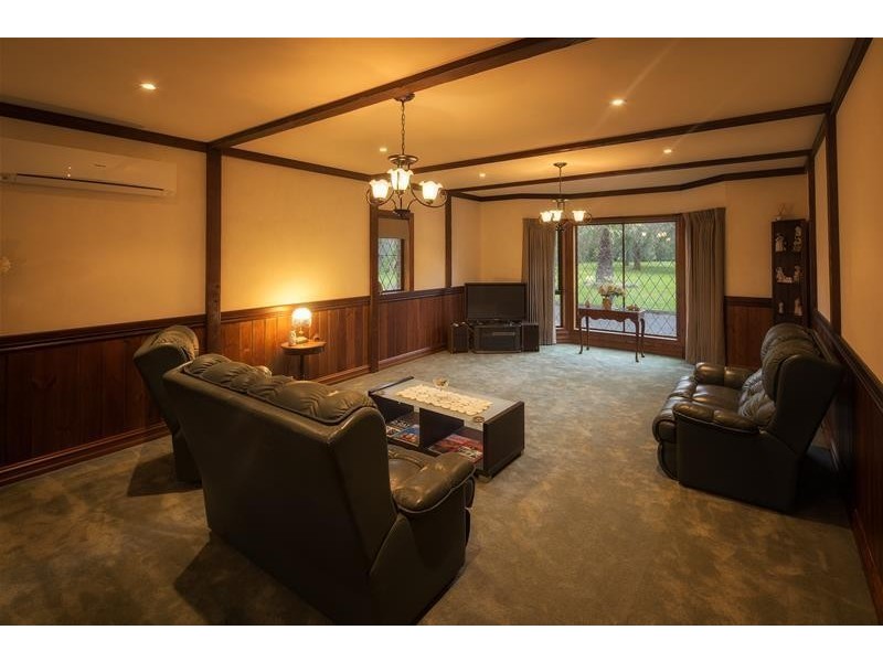 4 Manuka Drive, Warrnambool VIC 3280