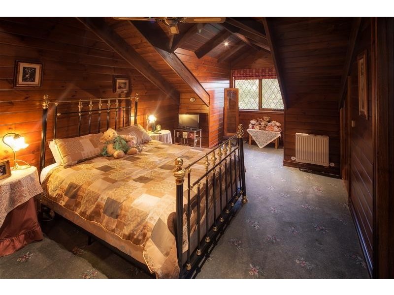 4 Manuka Drive, Warrnambool VIC 3280