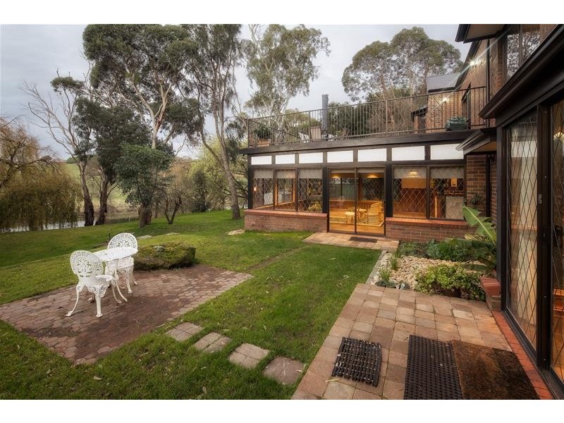 4 Manuka Drive, Warrnambool VIC 3280