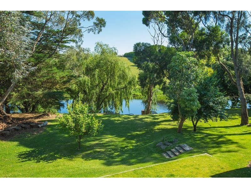 4 Manuka Drive, Warrnambool VIC 3280