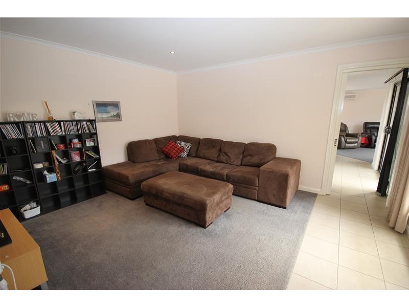 8 Festuca Court, Warrnambool VIC 3280