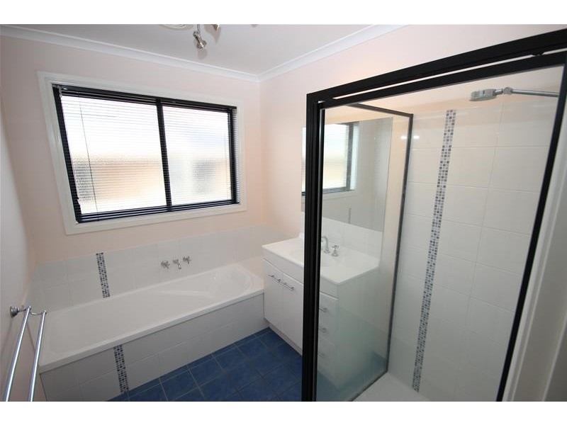 8 Festuca Court, Warrnambool VIC 3280