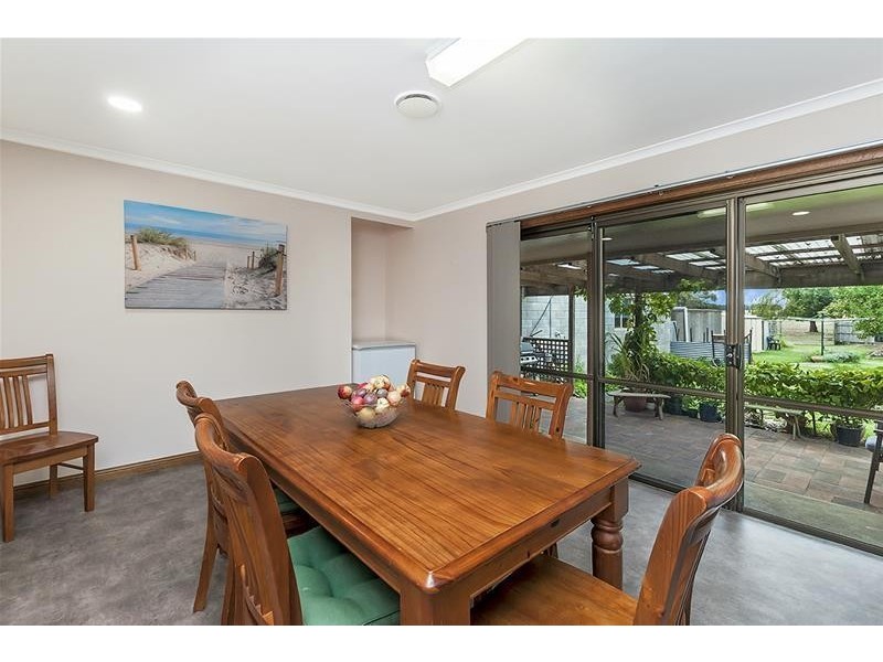 14 Irvings Lane, Koroit VIC 3282