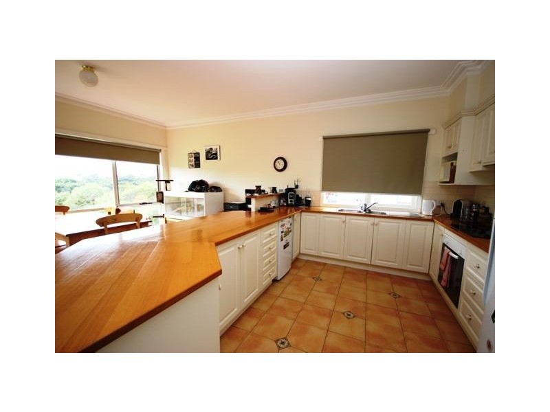 200 Bridge Road, Woodford VIC 3281