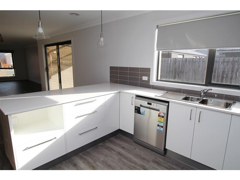 10 Battarbee Street, Warrnambool VIC 3280