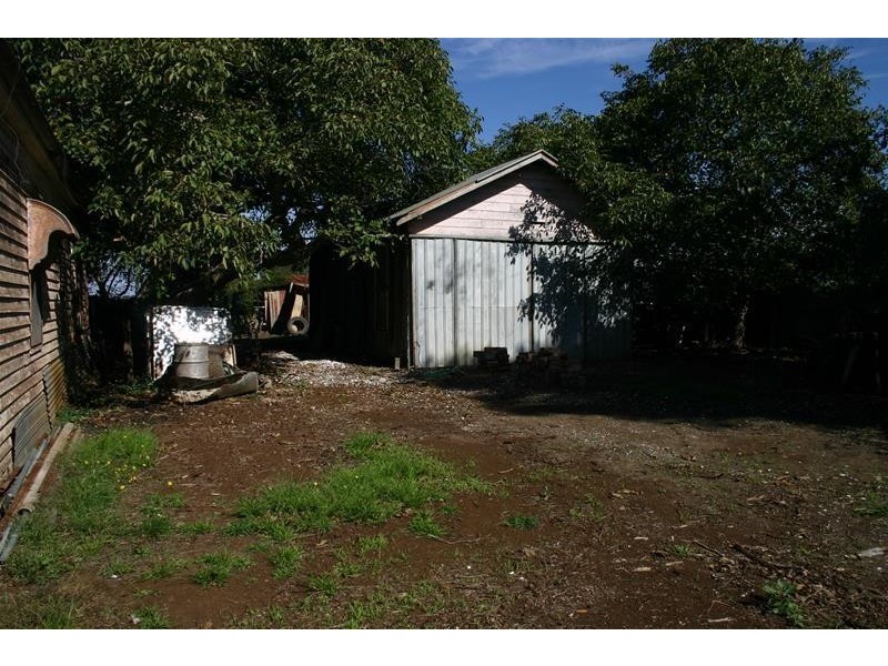 33 Kenna’s  Lane, Glenormiston South VIC 3265