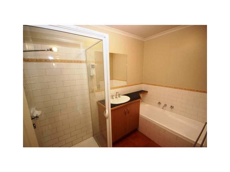 4 Harbour Mews, Warrnambool VIC 3280