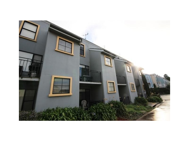 4 Harbour Mews, Warrnambool VIC 3280