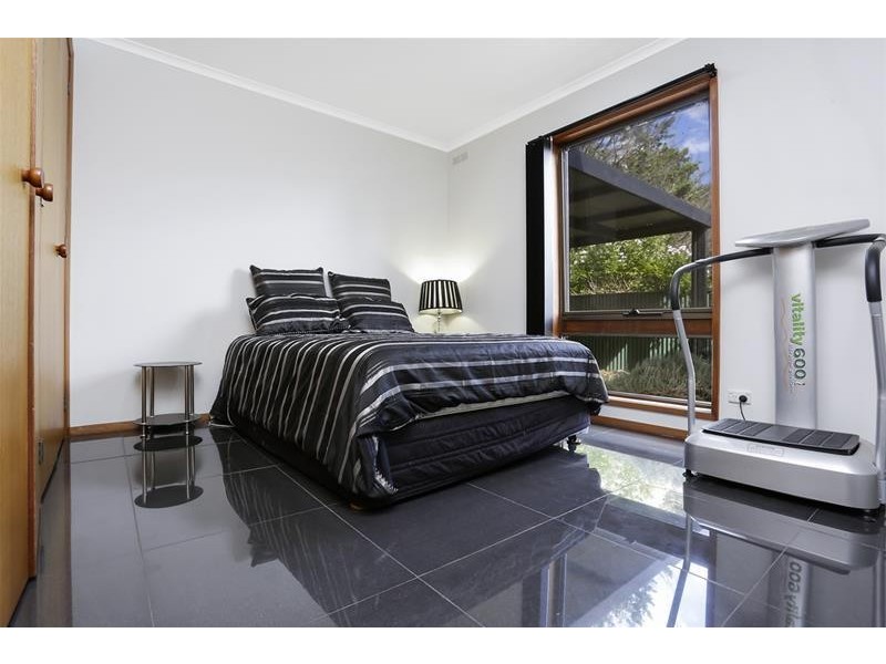 24 Mount Road, Mortlake VIC 3272