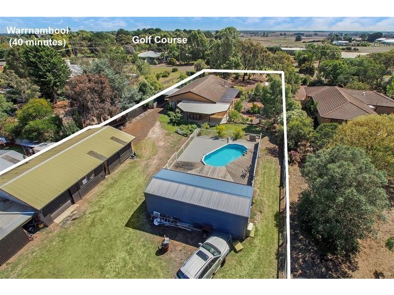 24 Mount Road, Mortlake VIC 3272