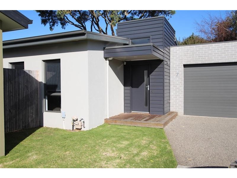 7/6 The Esplanade, Dennington VIC 3280