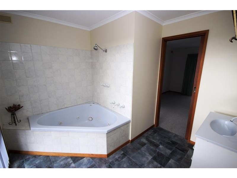 6 Owen Street, Warrnambool VIC 3280