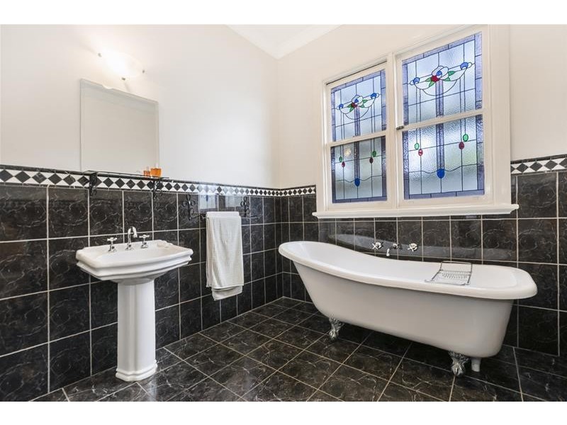 57 Canterbury  Road, Warrnambool VIC 3280