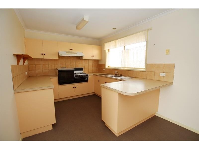 32 Hopetoun Road, Warrnambool VIC 3280