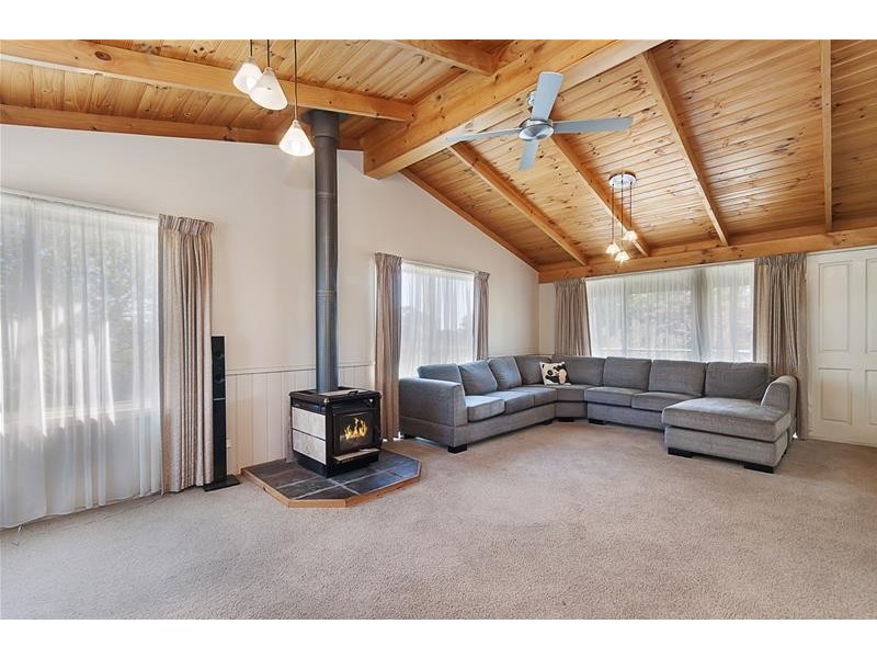 8 Duffy Street, Winslow VIC 3281