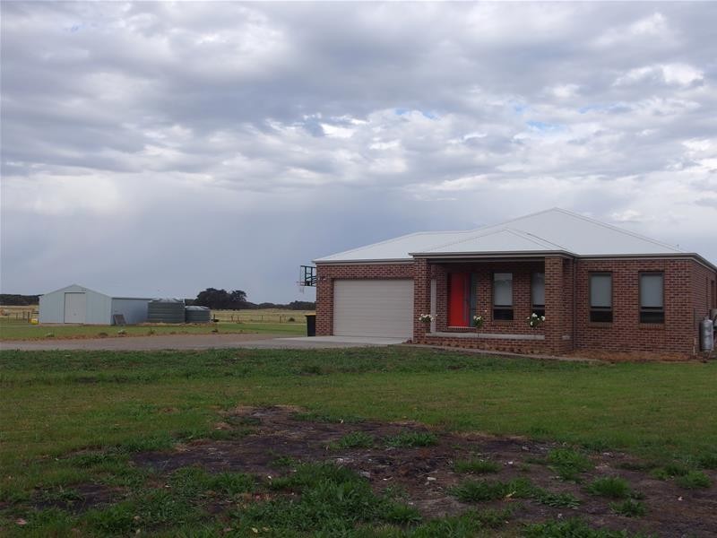 74 Toolong Road, Port Fairy VIC 3284