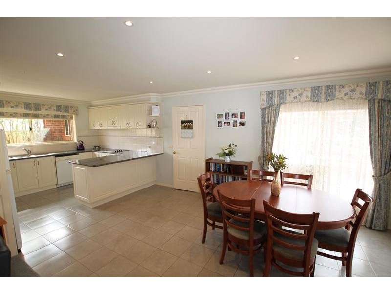 2/41 Swanston Street, Terang VIC 3264