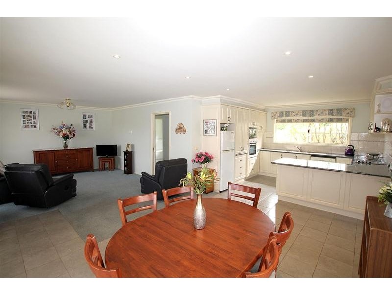 2/41 Swanston Street, Terang VIC 3264