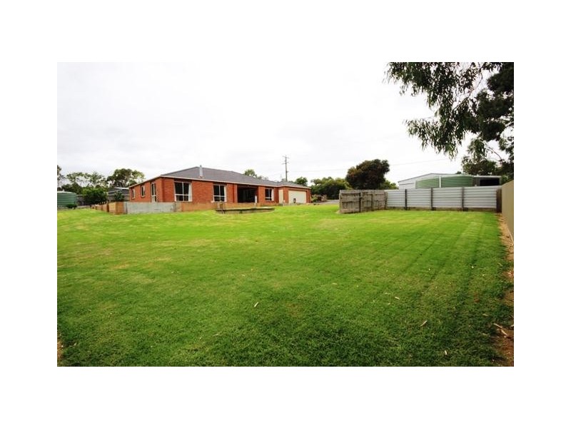 56 Bridge Road, Bushfield VIC 3281