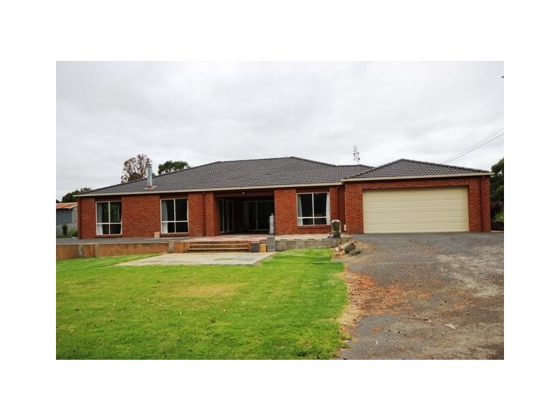 56 Bridge Road, Bushfield VIC 3281