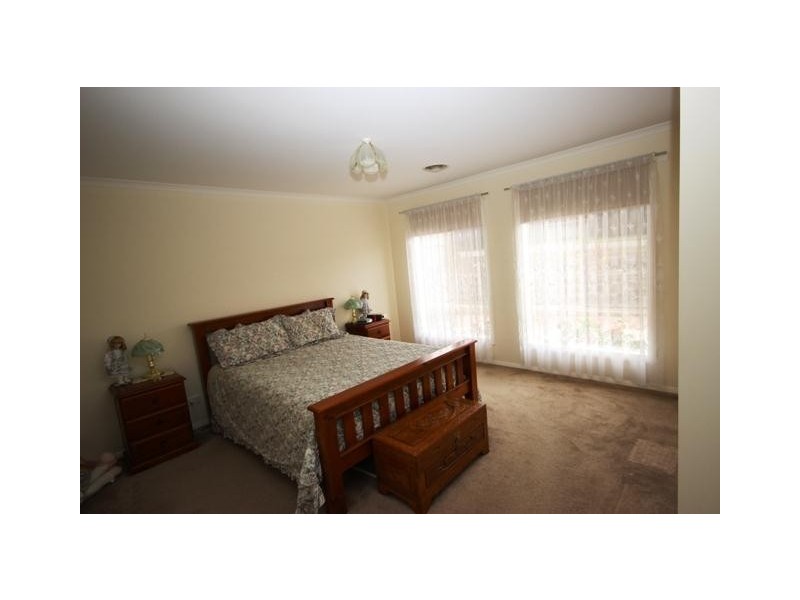 56 Bridge Road, Bushfield VIC 3281