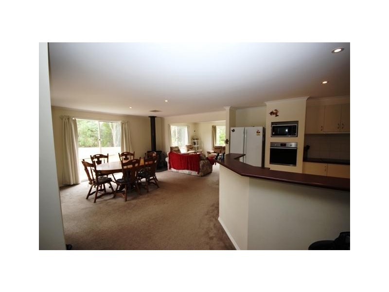 56 Bridge Road, Bushfield VIC 3281