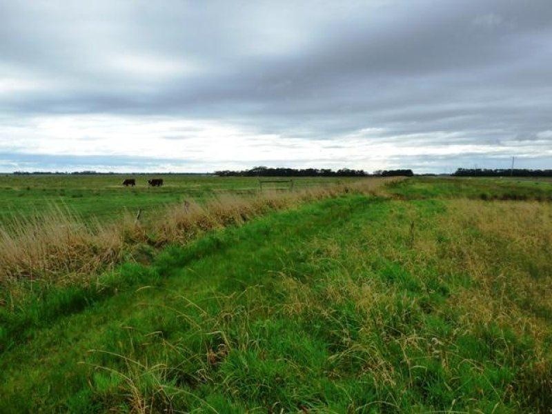 Castle Carey Road, Glenormiston South VIC 3265