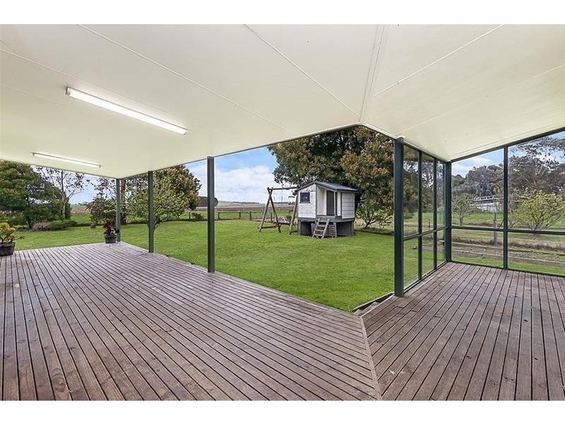 1613 Warrnambool-Caramut Road, Winslow VIC 3281