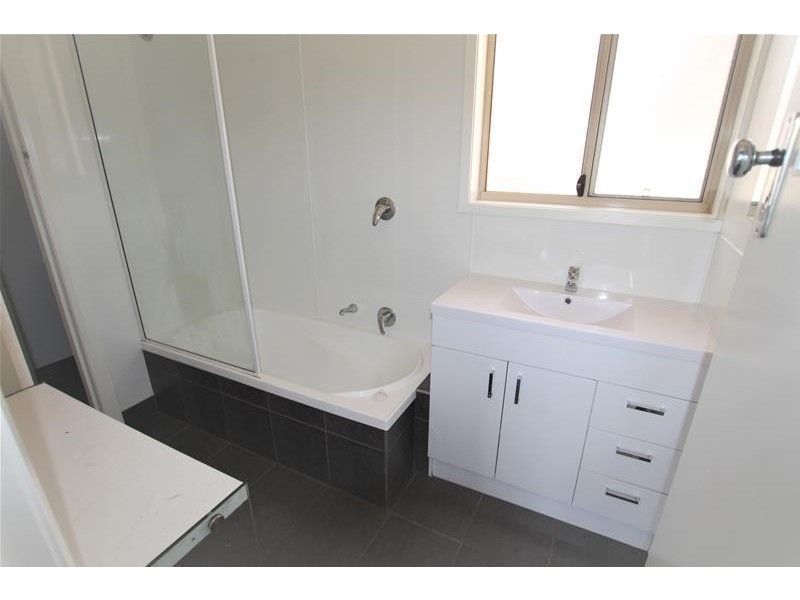 4 Lawson Court, Warrnambool VIC 3280