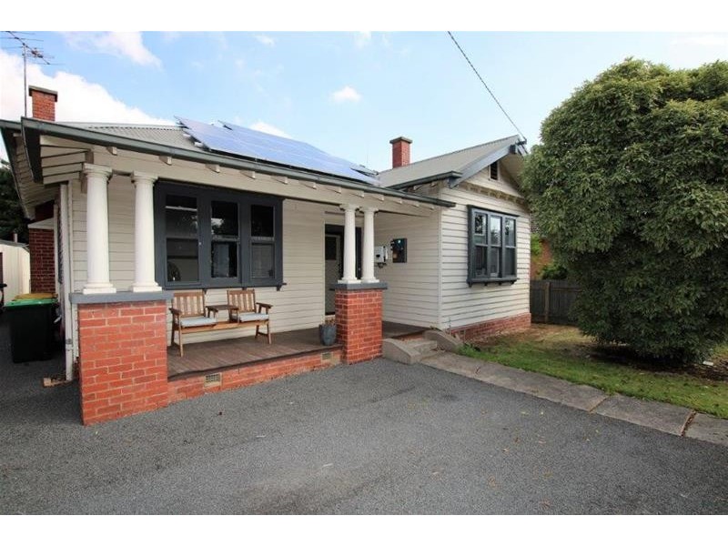 13 High Street, Terang VIC 3264