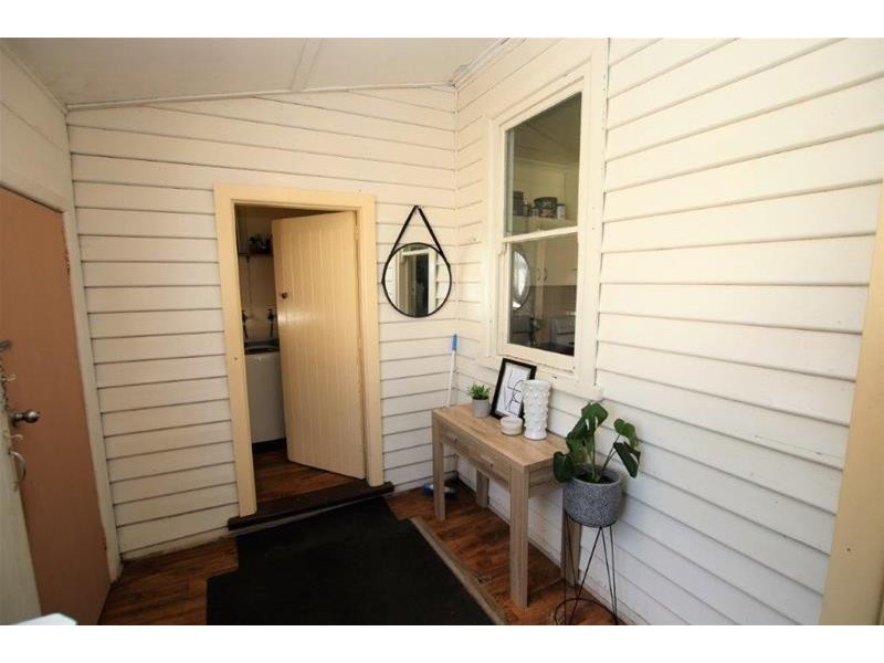 13 High Street, Terang VIC 3264