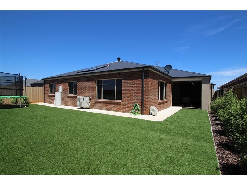 12 McGinness Way, Warrnambool VIC 3280