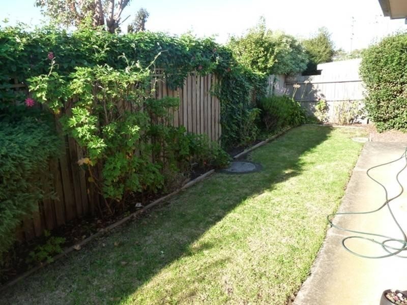 2/4 Beechnut Place, Warrnambool VIC 3280