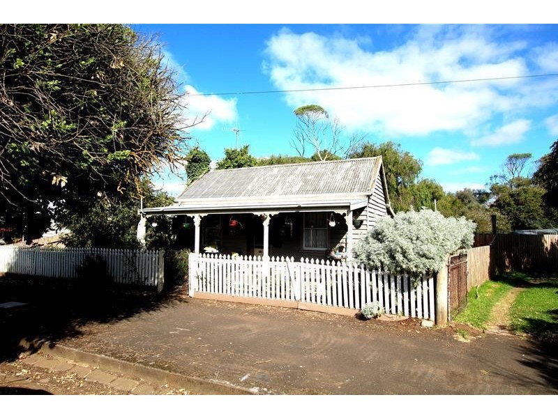 87 High Street, Koroit VIC 3282