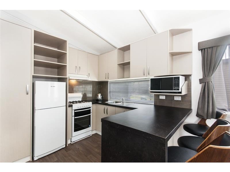 47/342 Dutton Way, Portland VIC 3305