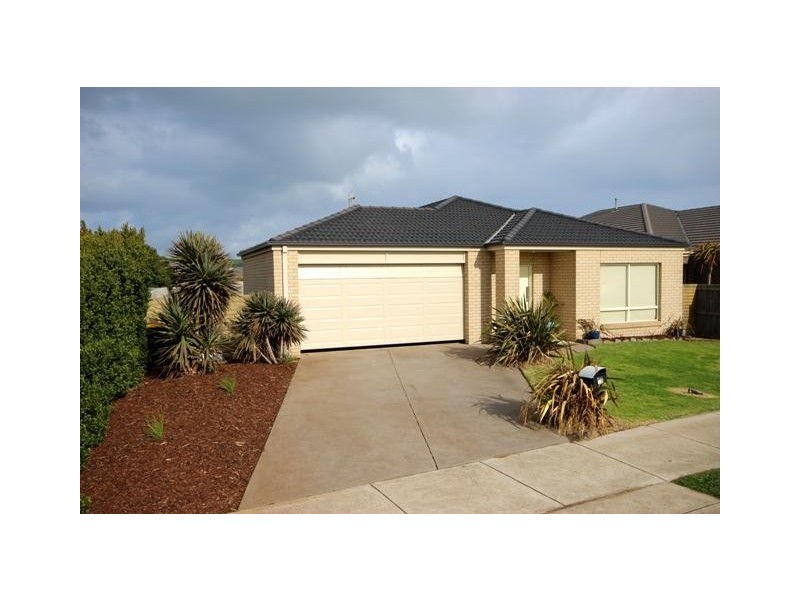 38 Huntingfield Drive, Warrnambool VIC 3280