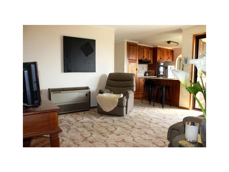 8 Impala Avenue, Warrnambool VIC 3280