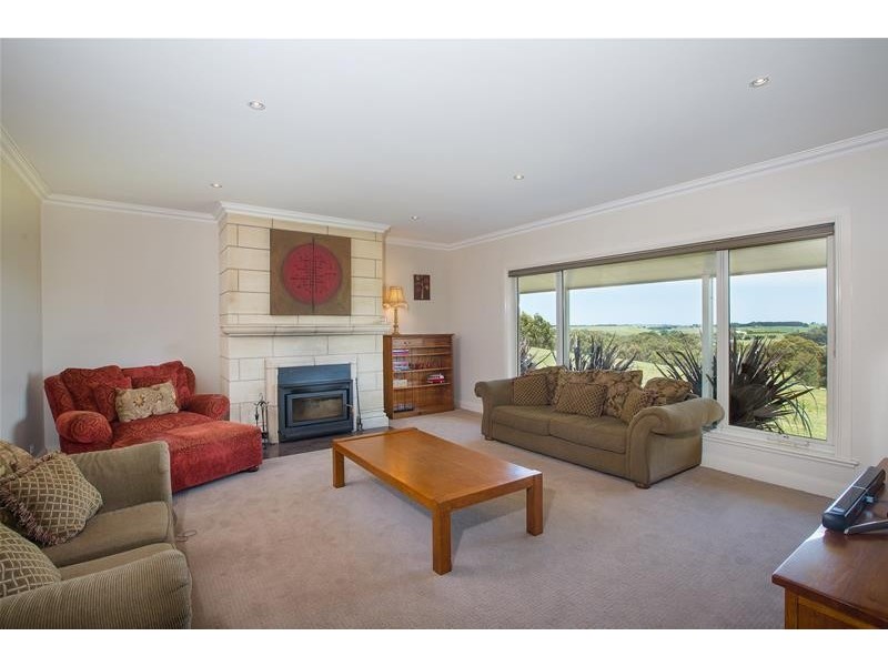 8 The Hill Court, Woodford VIC 3281