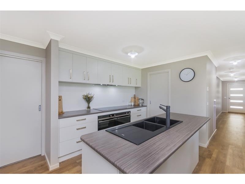 38 Keane Street, Koroit VIC 3282