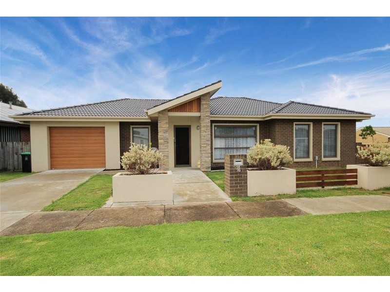 14 Sturt Street, Koroit VIC 3282