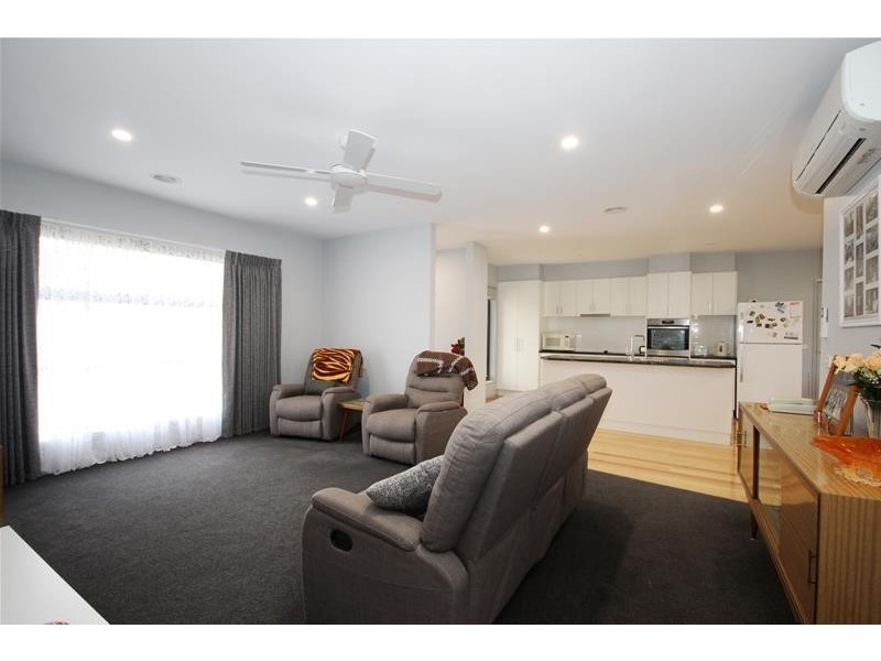 14 Sturt Street, Koroit VIC 3282