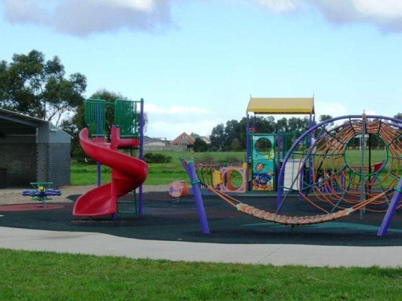 22 – 24 Boston Drive, Warrnambool VIC 3280