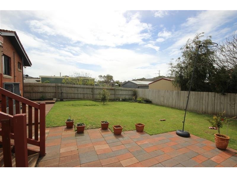 17 Bradley Street, Warrnambool VIC 3280