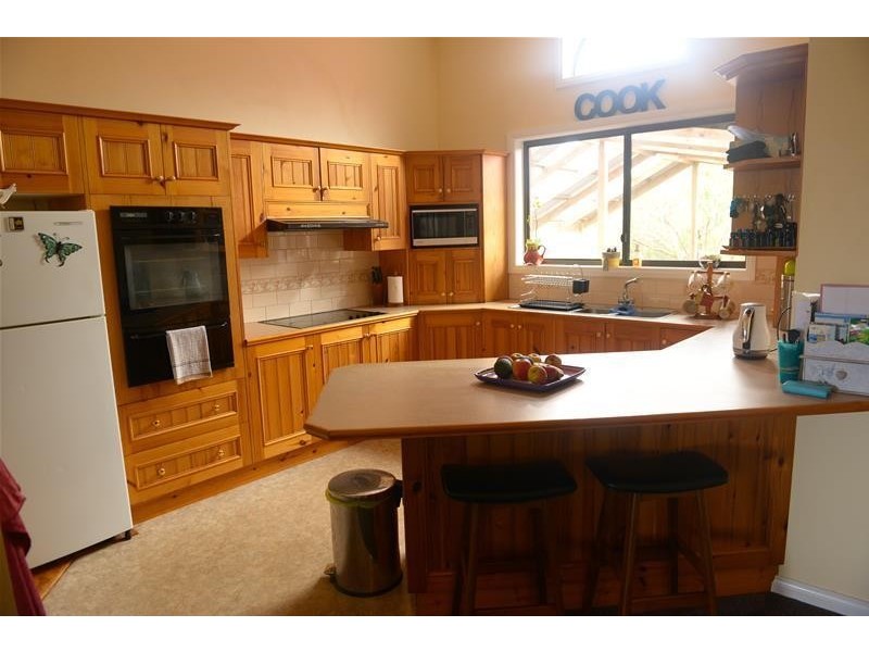 68 The Esplanade, Narrawong VIC 3285