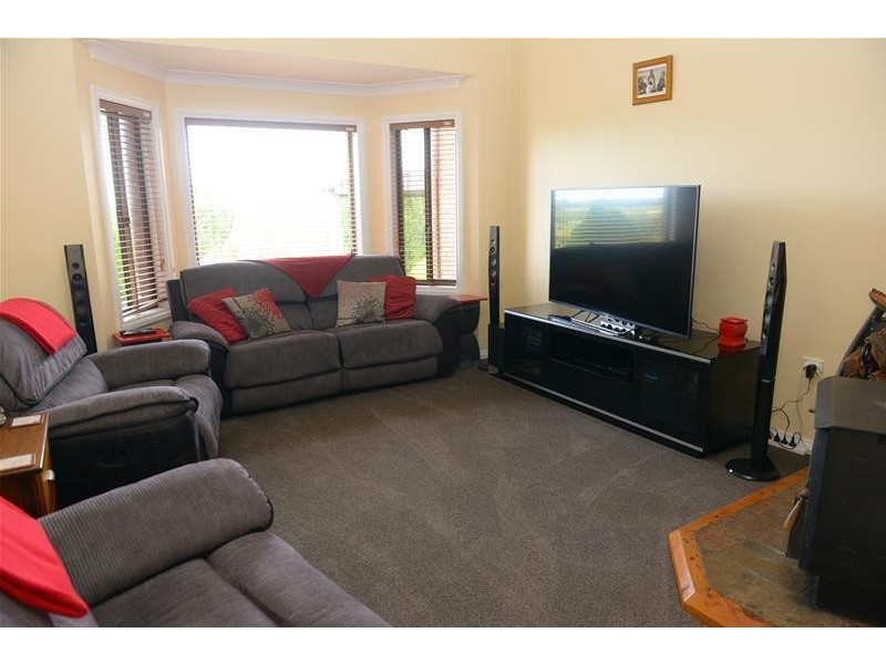 68 The Esplanade, Narrawong VIC 3285