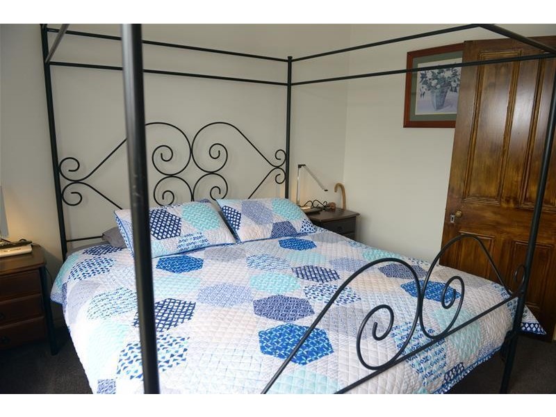 68 The Esplanade, Narrawong VIC 3285