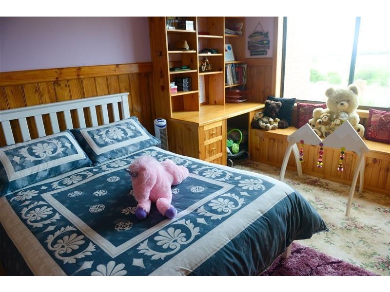 68 The Esplanade, Narrawong VIC 3285